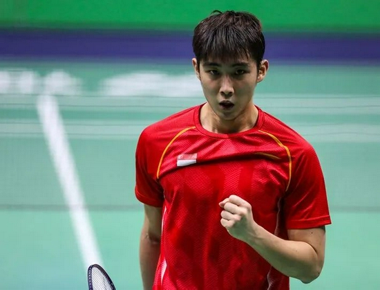 不屈不挠的 不屈不挠的