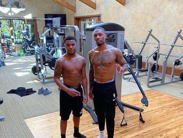 针对季后赛 针对季后赛